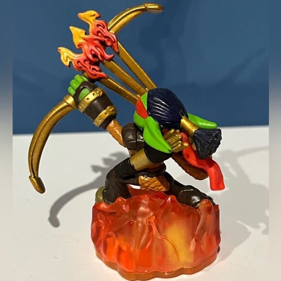 Activision Skylanders Polar Whirlwind Giants Video Game Action Figure - Picture 3 of 6